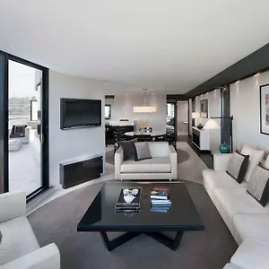 5* Hotel Crown Metropol